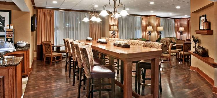 博林格林希尔顿欢朋酒店(Hampton Inn Bowling Green)图片