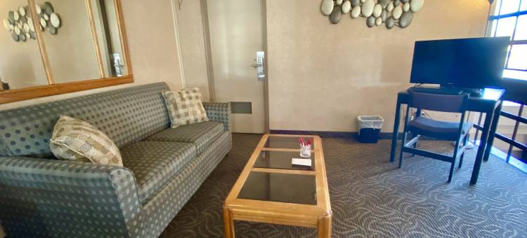 怀特考特温德姆华美达酒店(Ramada by Wyndham Whitecourt)图片
