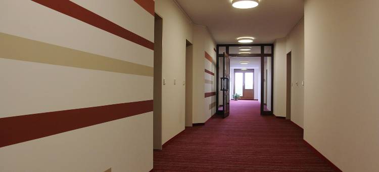 两岸论坛西部酒店(Hotel Gästehaus Forum am Westkreuz)图片