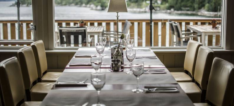 拉维克菲尤尔德酒店(Lavik Fjord Hotel & Apartments)图片