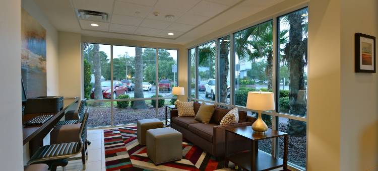 埃尔帕索机场浩枫温德姆公寓店(Hawthorn Extended Stay by Wyndham El Paso)图片