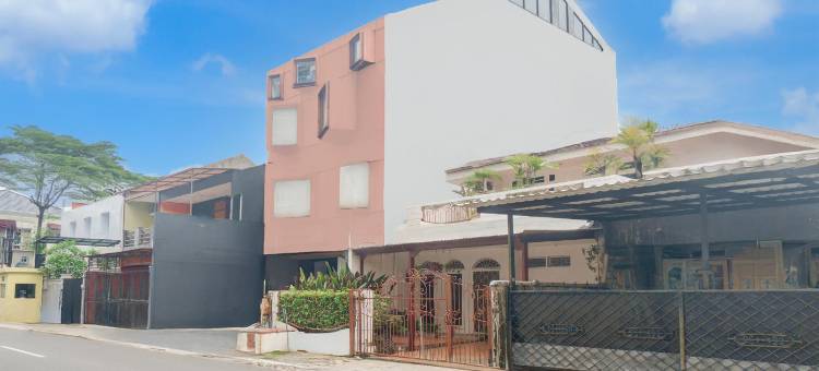 城市景观小道住宅-朋多克英达-红门酒店集团(Hotel O Pondok Indah Near Gandaria City Formerly Odori Residence)图片