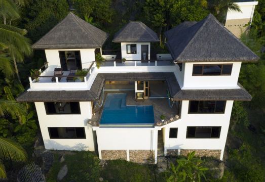 4 bedroom pool villa Hotel Overview