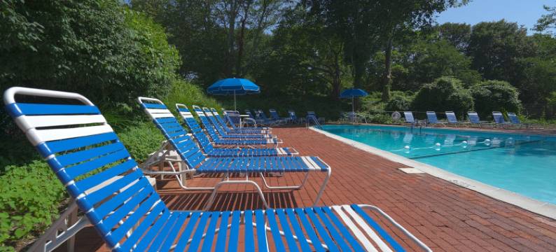 东汉普顿度假屋酒店(East Hampton House Resort)图片