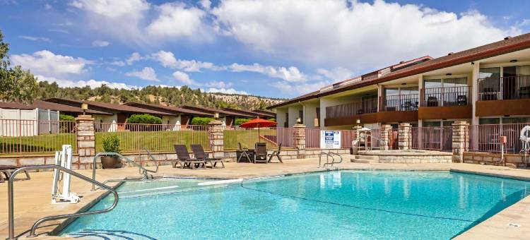 东锡安雷鸟贝斯特韦斯特酒店(Best Western East Zion Thunderbird Lodge)图片