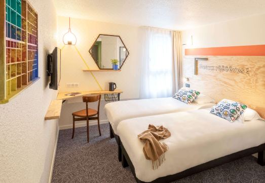 Greet Hotel Beaune Hotel Overview