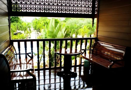 Siam River Resort Hotel Overview