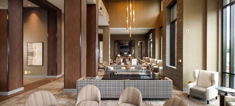 南本德希尔顿大使套房酒店(Embassy Suites by Hilton South Bend at Notre Dame)图片