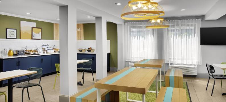 亚特兰大坎伯兰棒球场希尔顿斯帕克酒店(Spark by Hilton Atlanta Cumberland Ballpark)图片