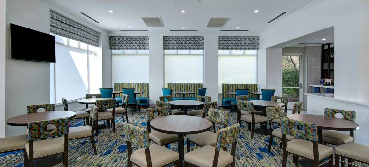 底特律地铁机场希尔顿花园客栈酒店(Hilton Garden Inn Detroit Metro Airport)图片