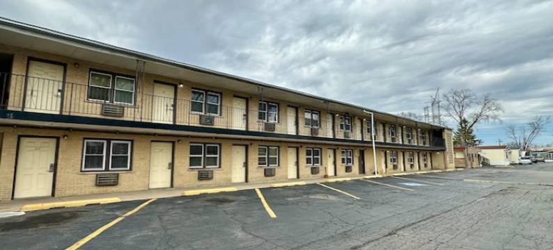 OYO 奥黑尔机场芝加哥德斯普兰斯汽车旅馆(Des Plaines Motel by OYO O'Hare Airport Chicago)图片