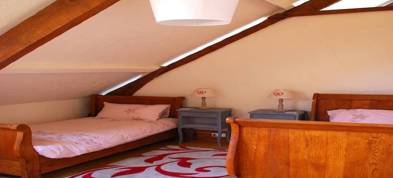 Golden Light Cottage Escape图片