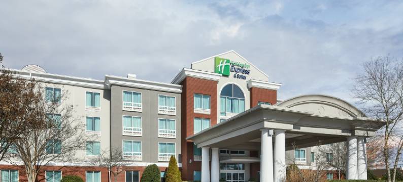 I-26和Us 29韦斯特盖特商场智选假日套房酒店(Holiday Inn Express & Suites I-26 & US 29 AT WESTGATE MALL by IHG)图片