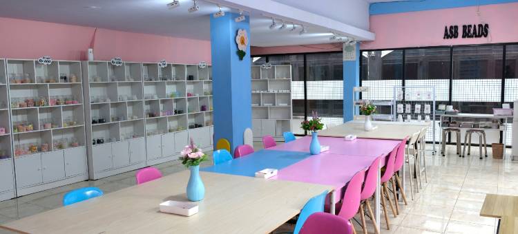 Jember Town Square Apartment by Calli Rooms图片