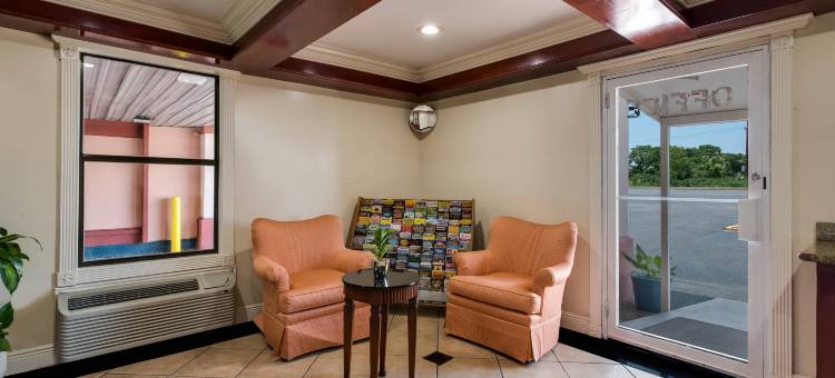 路德道旅馆和套房东部(Rodeway Inn & Suites East)图片