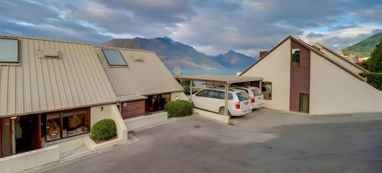 湖畔公寓(Lakefront Apartments,18 Lake Esplanade Road)图片