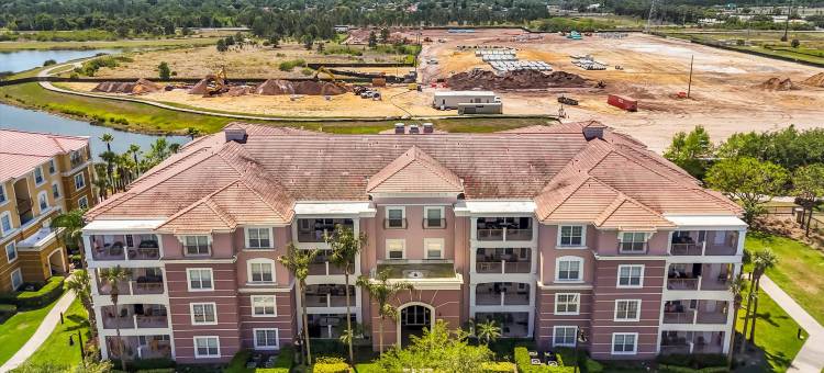 Upstay: Stunning 3BR Condo w Scenic Views & Patio图片