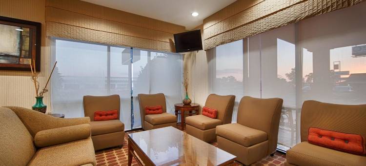 岩堡贝斯特韦斯特优质套房酒店(Best Western Plus Castlerock Inn  Suites)图片