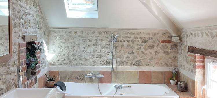 带共享泳池和网球场的别墅(Maison piscine & tennis partagés)图片