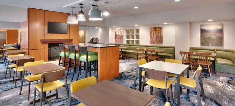 西雅图贝尔维尤 - 雷德蒙德万枫酒店(Fairfield Inn & Suites Seattle Bellevue/Redmond)图片