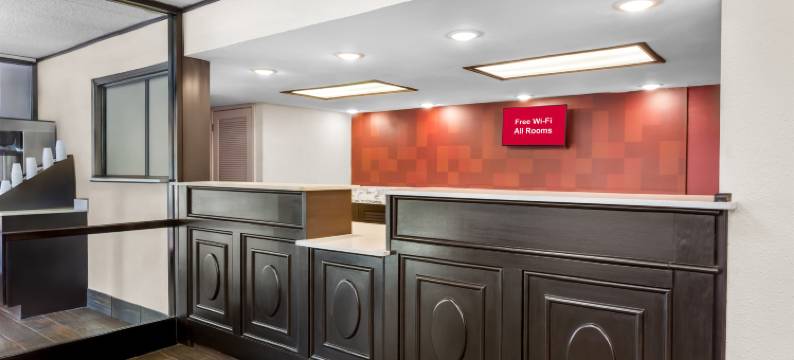 红顶PLUS+酒店-芝加哥霍夫曼庄园(Red Roof PLUS+ Chicago - Hoffman Estates)图片