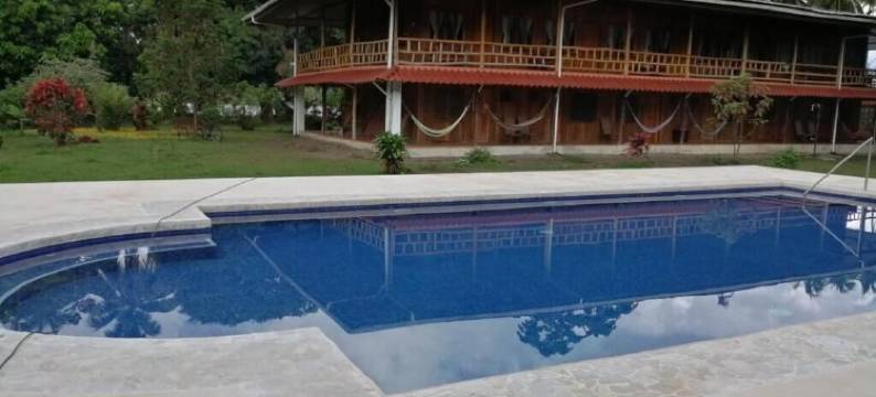 茱妮小姐木屋旅馆(Miss Junies Lodge)图片