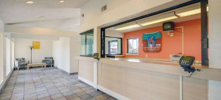 休斯敦东贝敦6号汽车旅馆(Motel 6 Baytown, TX - Baytown East)图片