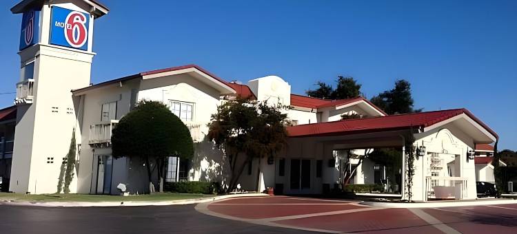 达拉斯市场中心6号汽车旅馆(Motel 6 Dallas, TX - Market Center)图片