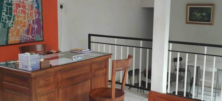 红门伊斯兰酒店靠近普罗博林戈市政厅2号(RedDoorz Syariah Near Balai Kota Probolinggo 2)图片
