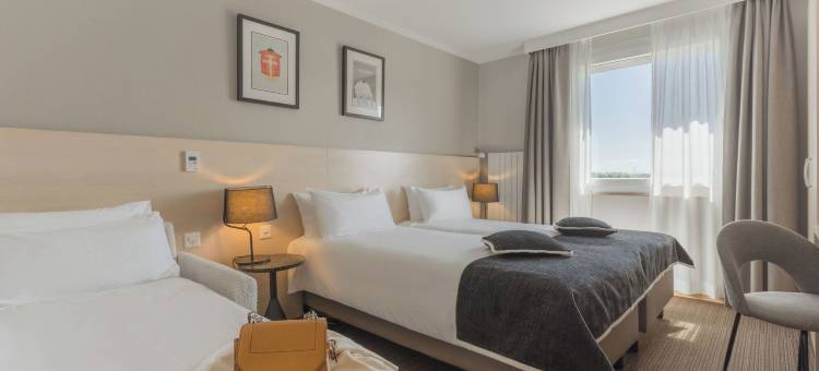 永恒酒店及度假村(Everness Hotel & Resort)图片