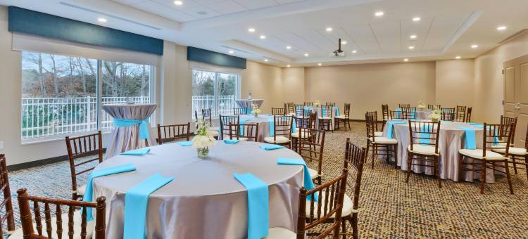 科德角运河欢朋酒店(Hampton Inn by Hilton Buzzards Bay Cape Cod Canal)图片
