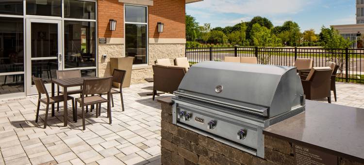 底特律法明顿山居家酒店(Residence Inn Detroit Farmington Hills)图片