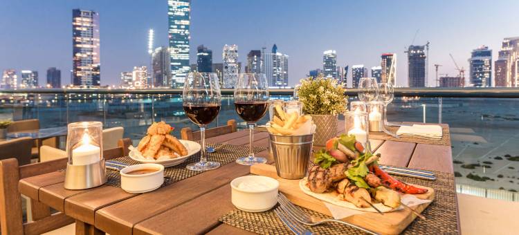 丽笙蓝标酒店-迪拜河滨(Radisson Blu Hotel, Dubai Waterfront)图片