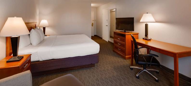 多玛贝斯特韦斯特酒店(Best Western Tomah Hotel)图片