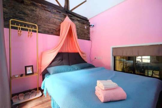 外滩比家美民宿(广东路分店)