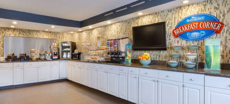 威尔明顿温德姆呗盟酒店(Baymont by Wyndham Wilmington)图片