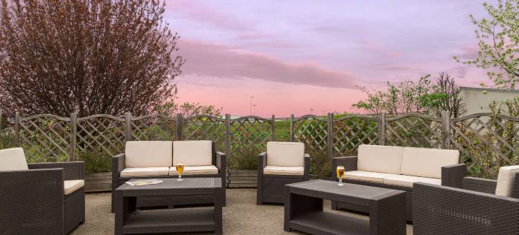 圣艾蒂安艾克图机场原生酒店(The Originals Boutique, Actuel Hôtel, Saint-Etienne Aéroport)图片