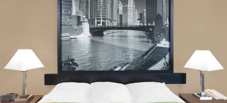 莫顿格罗夫-芝加哥速8酒店(Super 8 by Wyndham Morton Grove/Chicago)图片