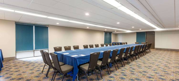 圣迭戈贝赛德温德姆酒店(Wyndham San Diego Bayside)图片