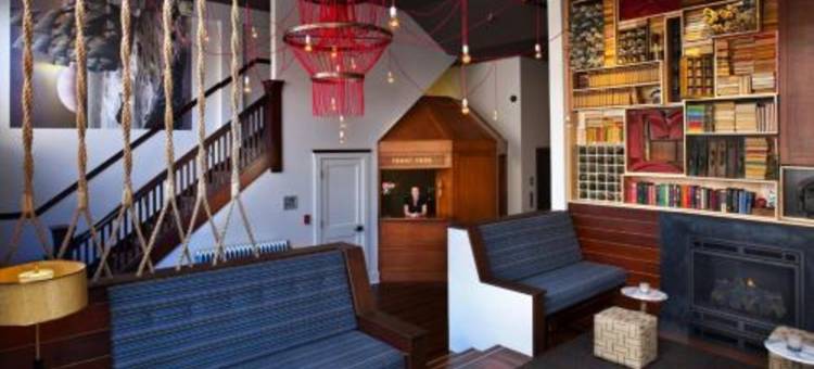 阿斯托里亚赛琳娜准将酒店(Commodore Hotel)图片