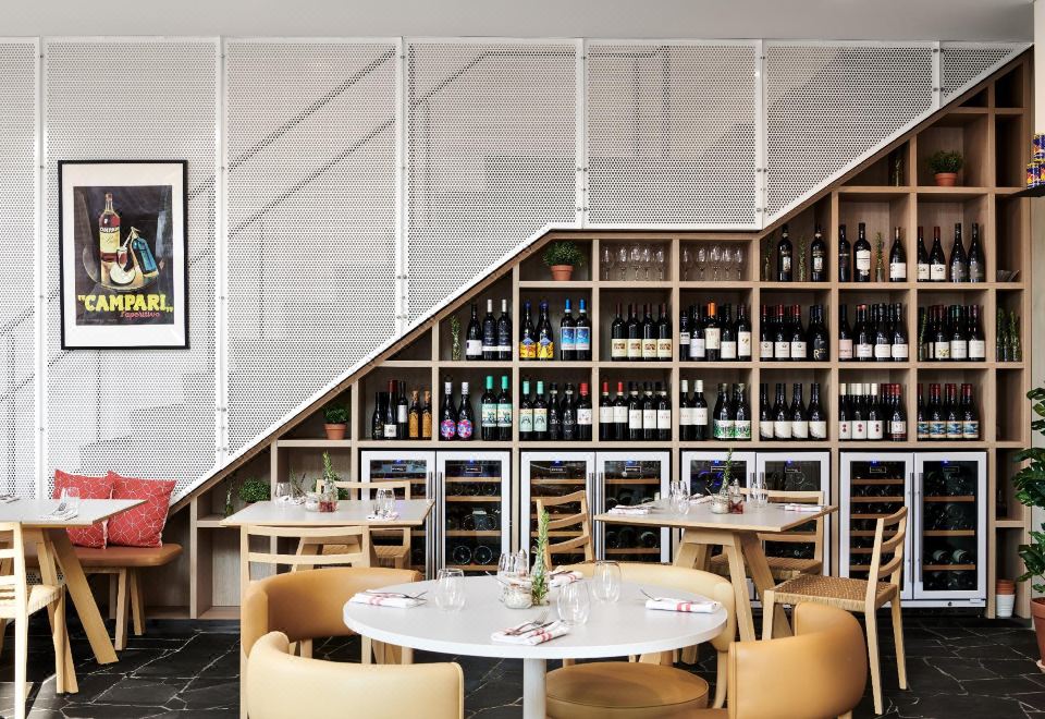 Veriu Green Square Hotel Overview