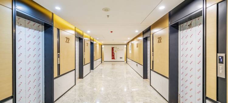 斯维登精品公寓(青岛五四广场宁夏路地铁站店)图片