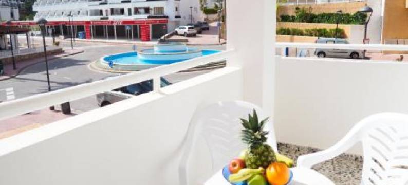 卡拉浪噶公寓酒店(Apartamentos Cala Llonga)图片