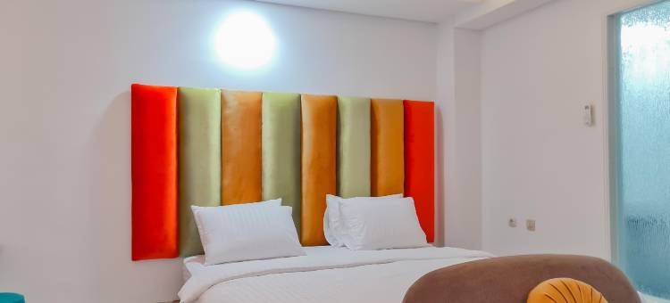 芝坎佩萨巴拉亚桑斯大酒店(Sans Hotel Grand Sabaraya Cikampek)图片