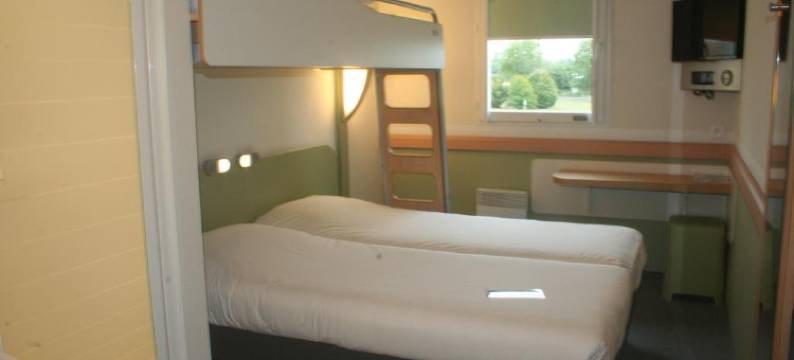 尼奥尔东拉克雷彻宜必思快捷酒店(Ibis Budget Niort Est la Crèche)图片