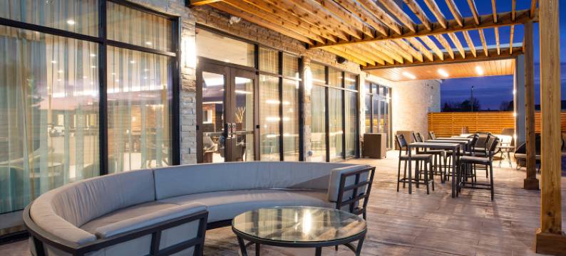 堪萨斯城奥拉西万豪万怡酒店(Courtyard Kansas City Olathe)图片