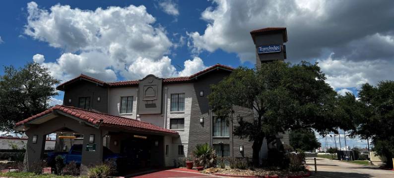 休斯敦赛费尔Travelodge by Wyndham酒店(Travelodge by Wyndham Houston Cy-Fair)图片