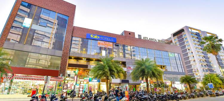 Fabhotel 哈皮内克斯酒店(FabHotel Happinex)图片