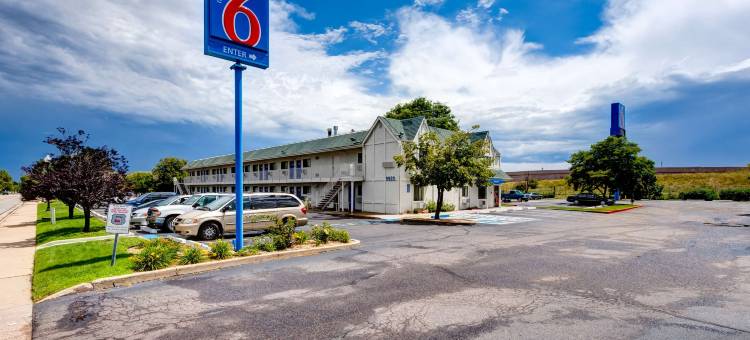 丹佛西部麦岭6号汽车旅馆- 北(Motel 6 Wheat Ridge, CO - West - Denver North)图片