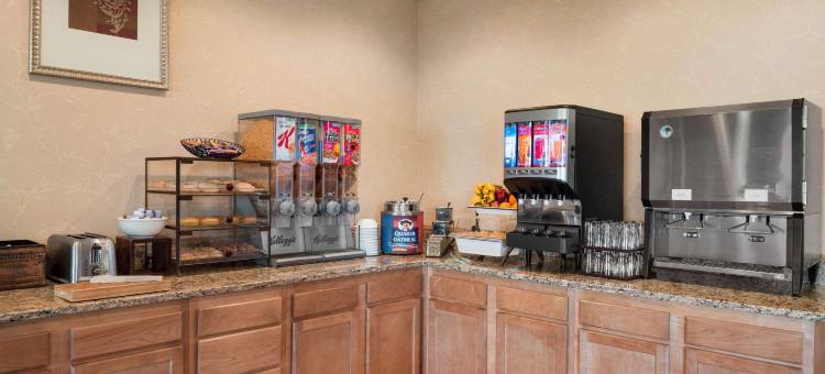 威斯康星史蒂文斯波因特丽怡酒店(Country Inn & Suites by Radisson, Stevens Point, WI)图片